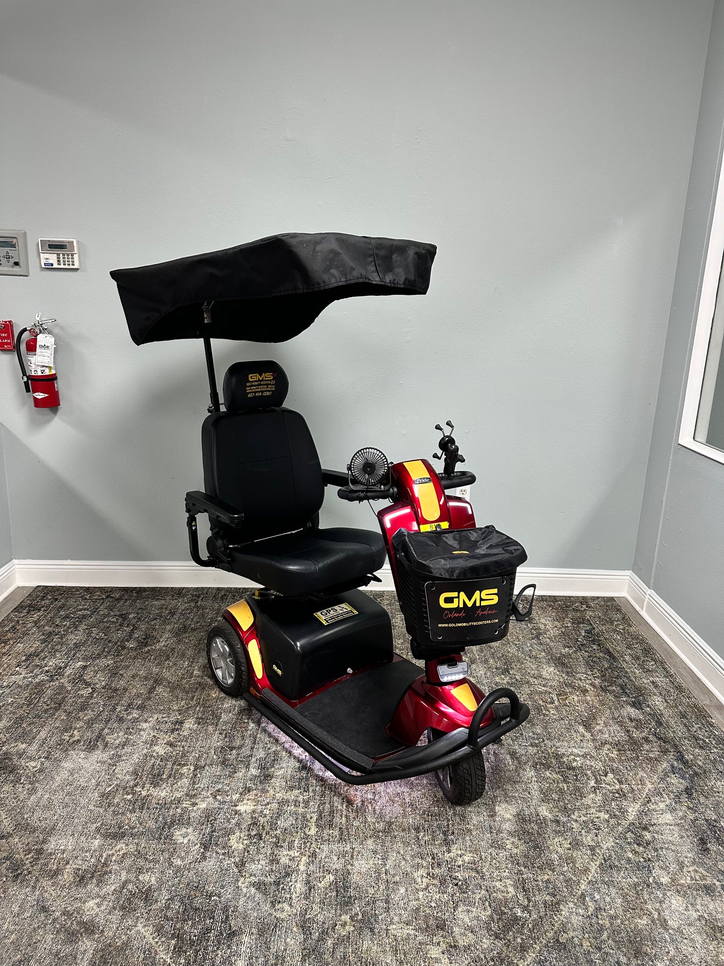 The Ultimate – Victory 10.3 with Foldable Canopy + Cooler