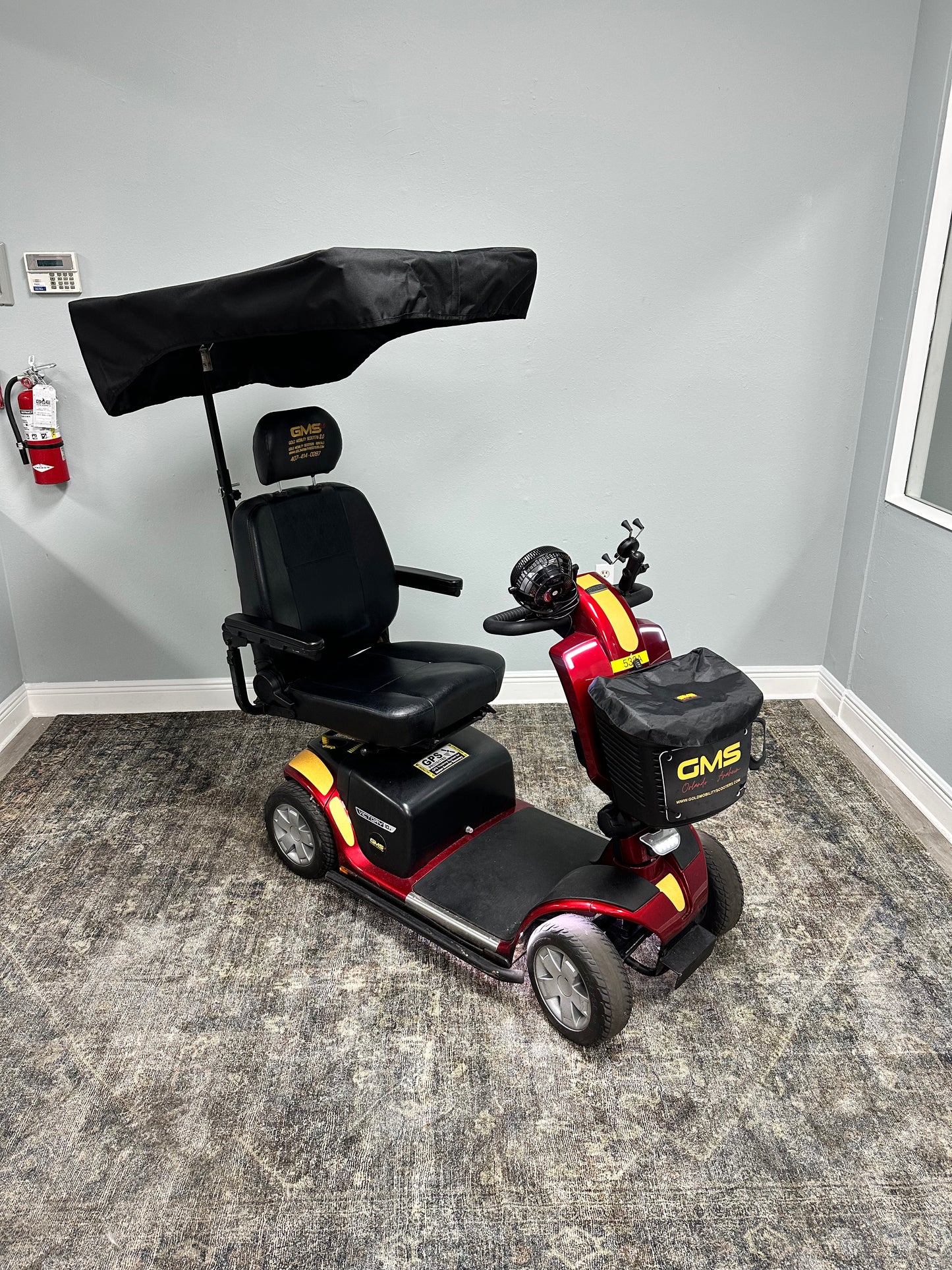 The Ultimate – Victory 10.4 with Foldable Canopy + Cooler